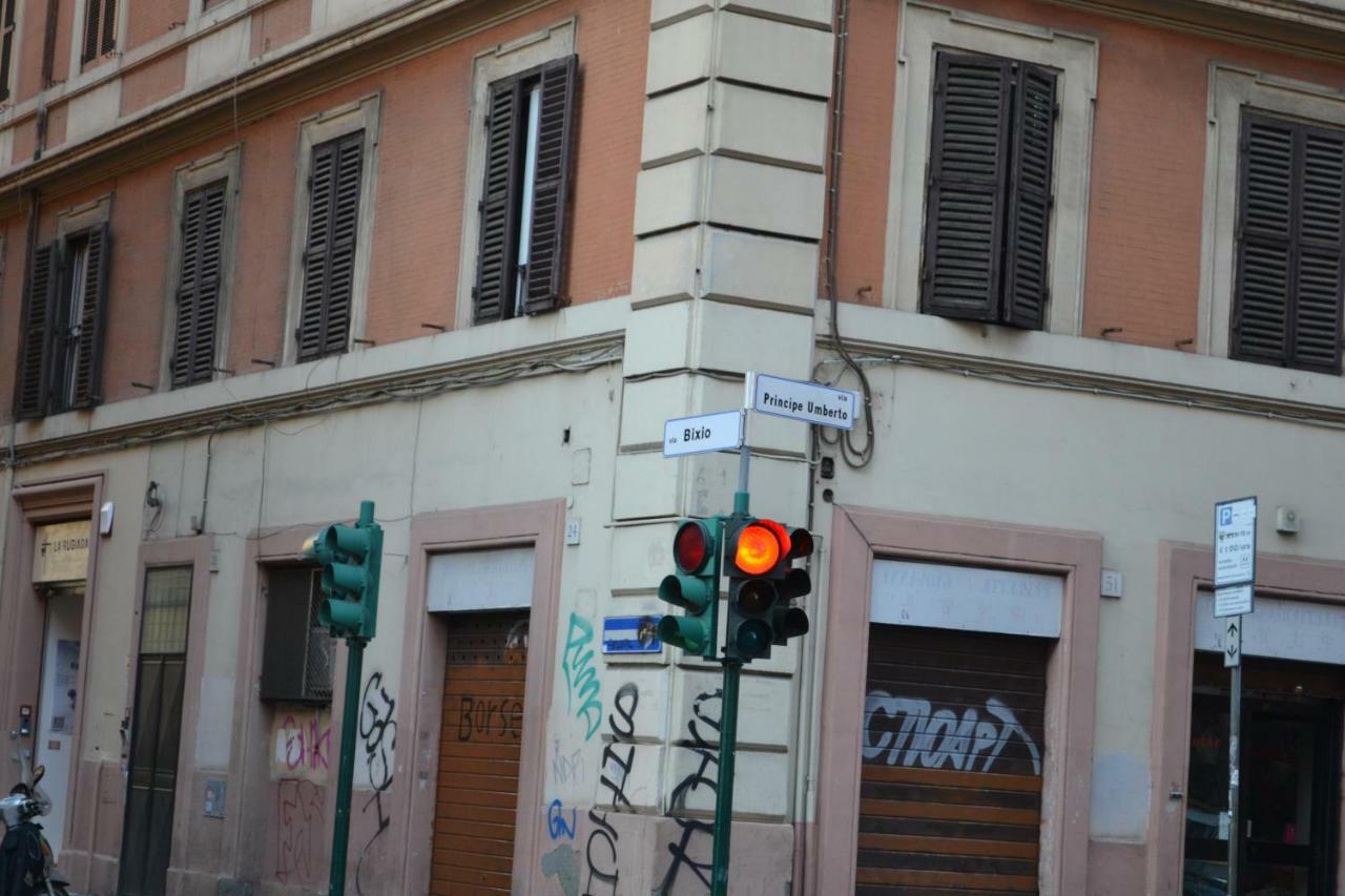 Dixi Bird Guesthouse Rome Extérieur photo